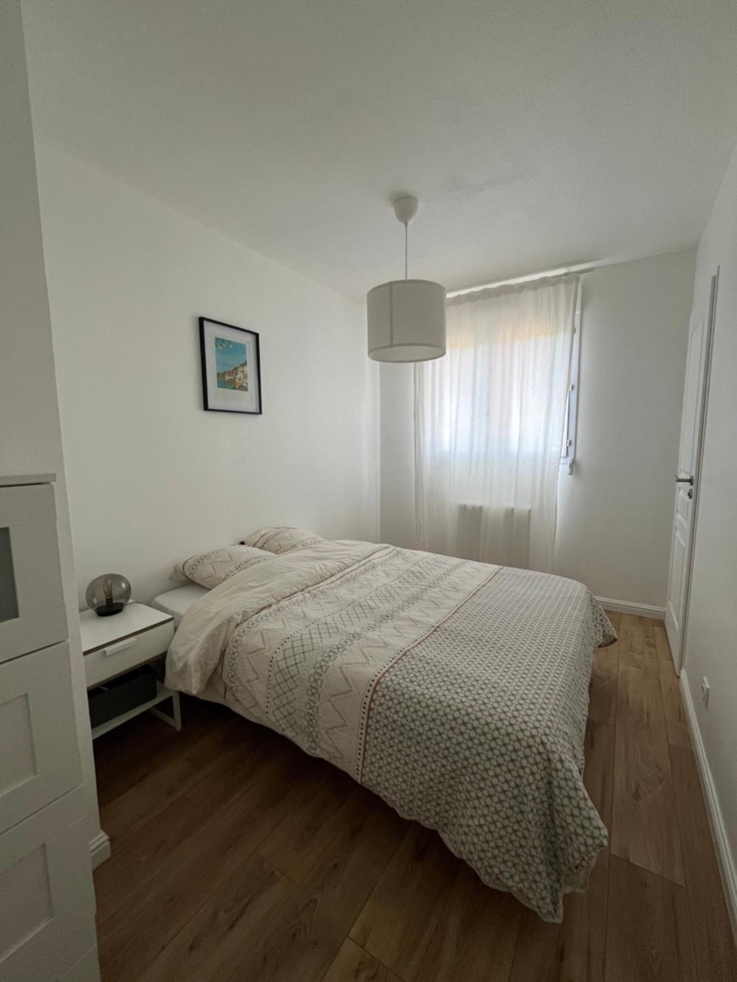 Appartement Cosy Et Confortable Saint-Genis-Laval Luaran gambar