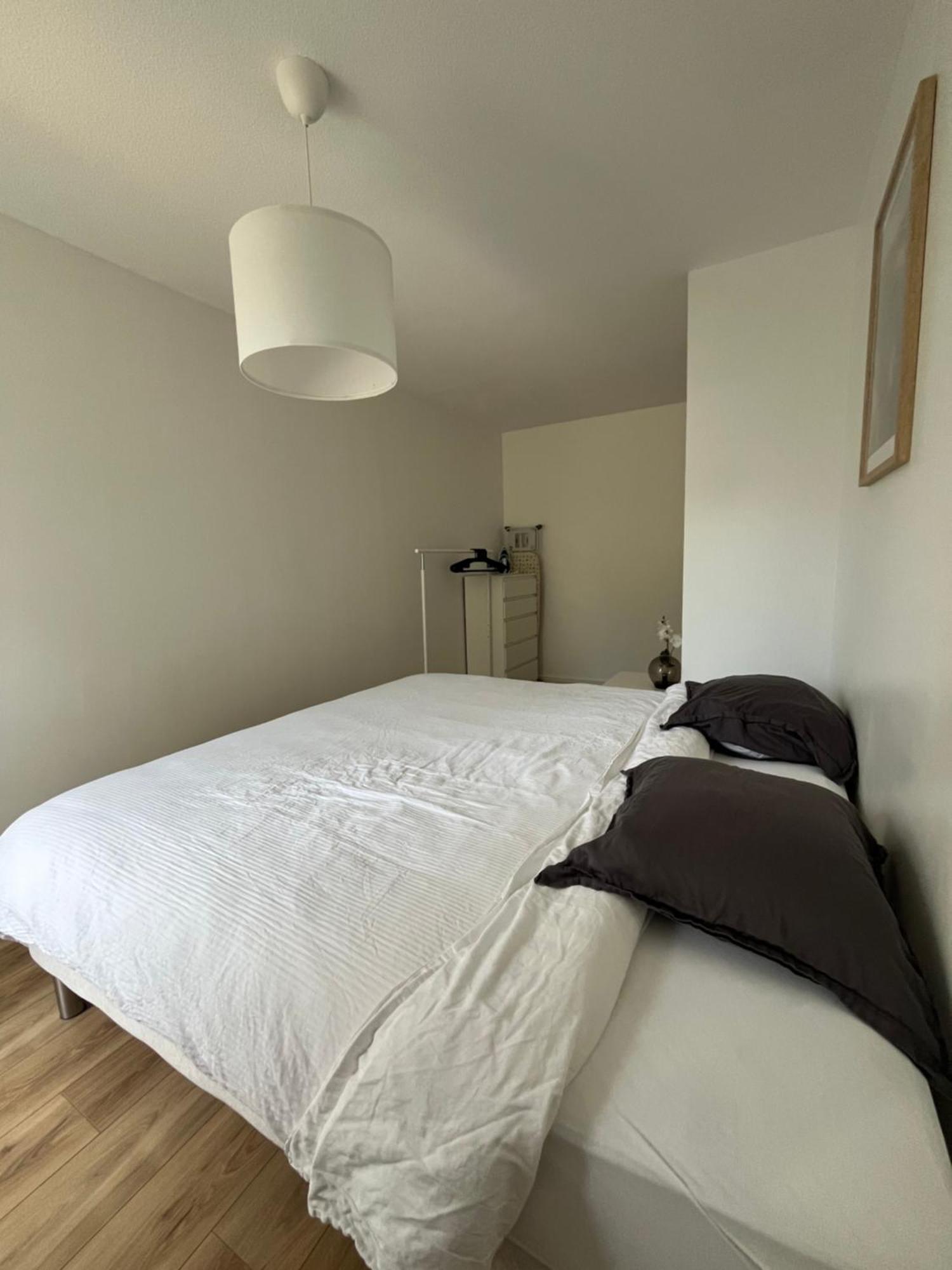 Appartement Cosy Et Confortable Saint-Genis-Laval Luaran gambar